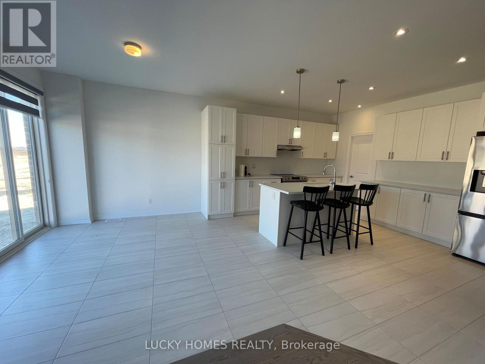2096 Verne Bowen Street, Oshawa, Ontario  L1L 0S5 - Photo 10 - E13566322