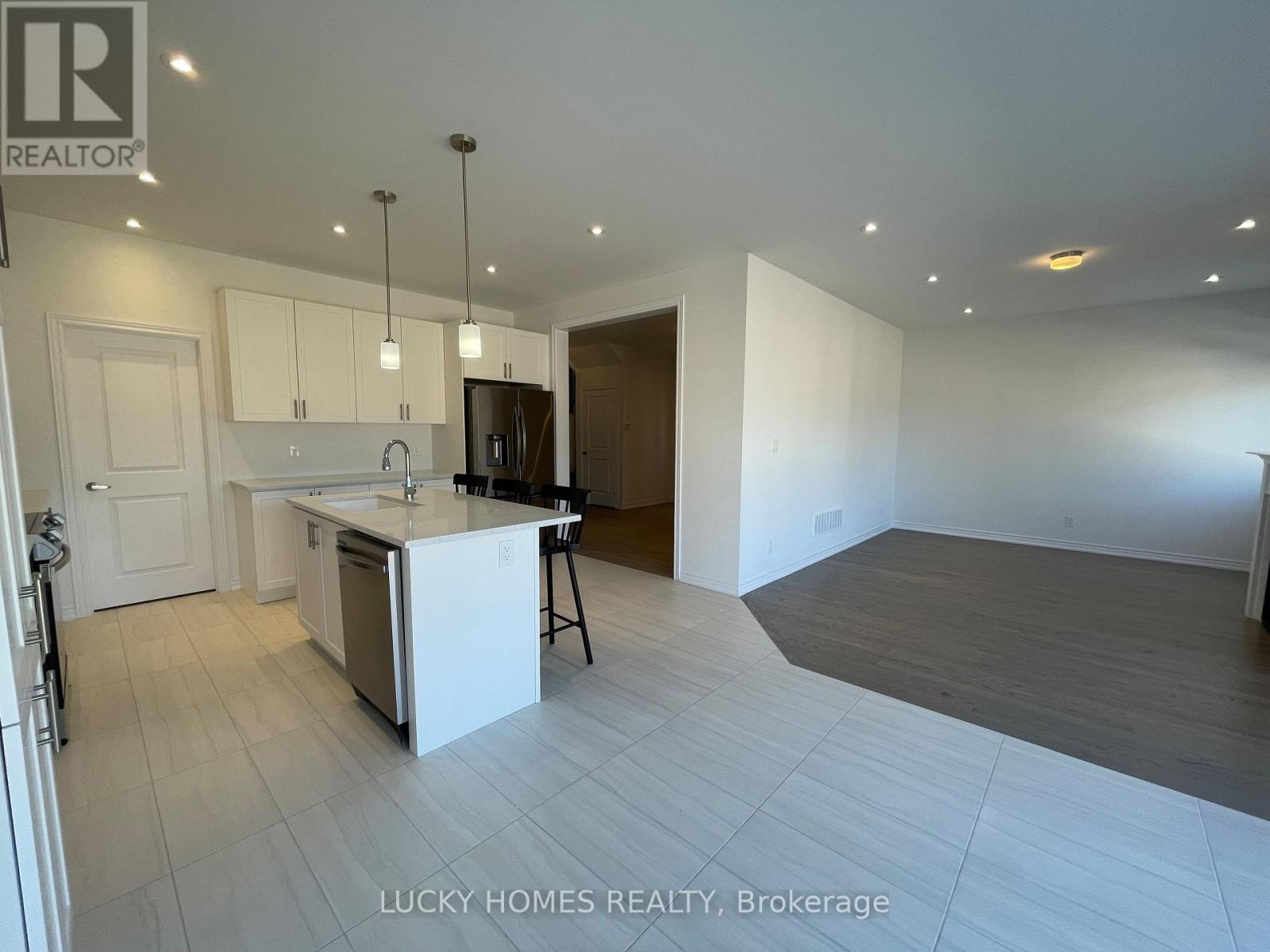 2096 Verne Bowen Street, Oshawa, Ontario  L1L 0S5 - Photo 15 - E13566322