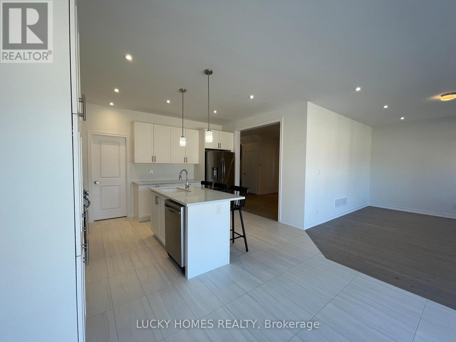 2096 Verne Bowen Street, Oshawa, Ontario  L1L 0S5 - Photo 16 - E13566322