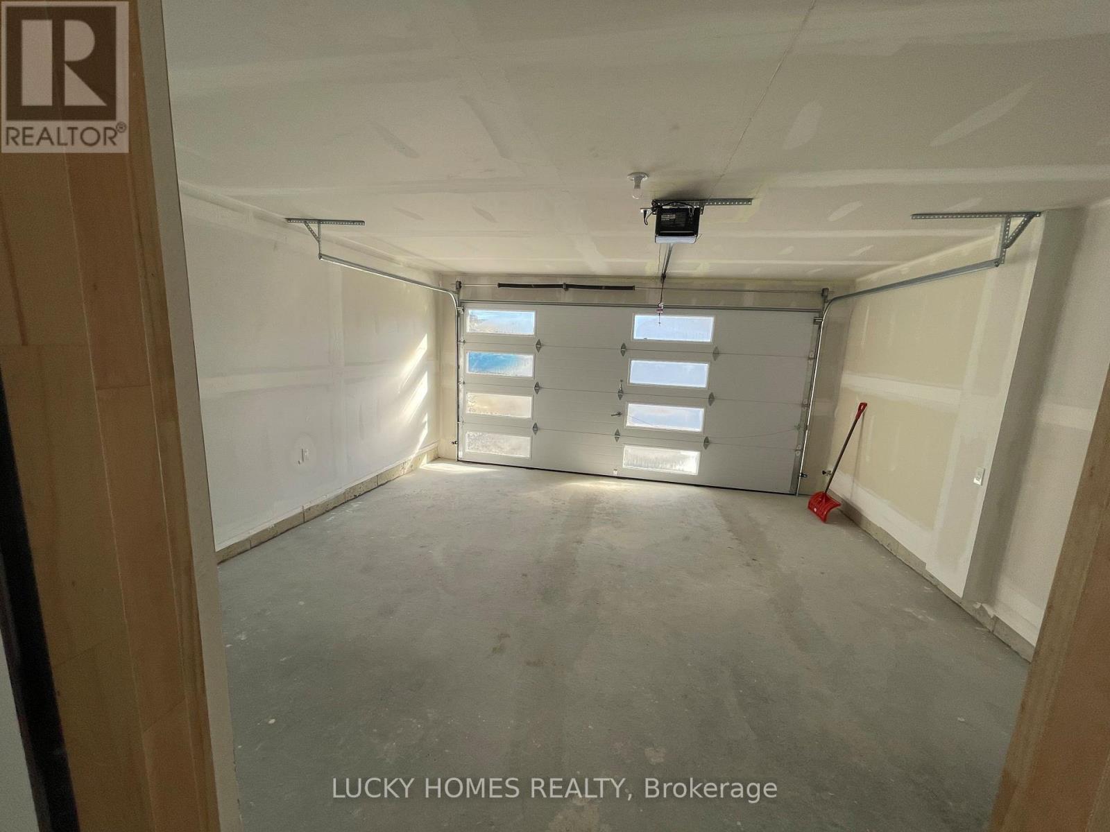 2096 Verne Bowen Street, Oshawa, Ontario  L1L 0S5 - Photo 19 - E13566322