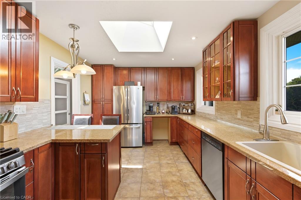 554 Chamberlain Road, Burlington, Ontario  L7L 2V4 - Photo 13 - 40847769