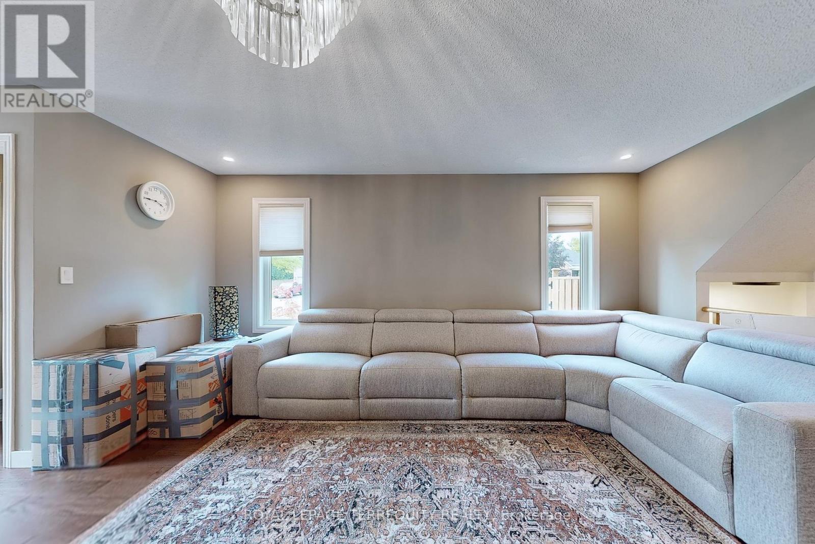 65 Lorridge Street, Richmond Hill, Ontario  L4E 3W5 - Photo 8 - N13565964