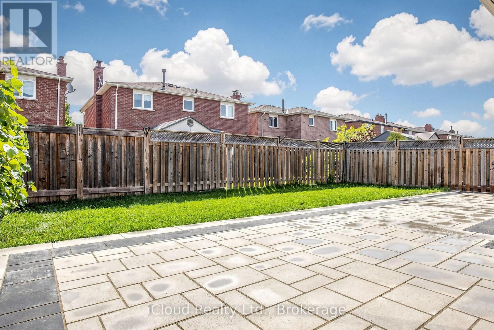 15 San Marko Place, Vaughan, Ontario  L4L 7M6 - Photo 32 - N13565966