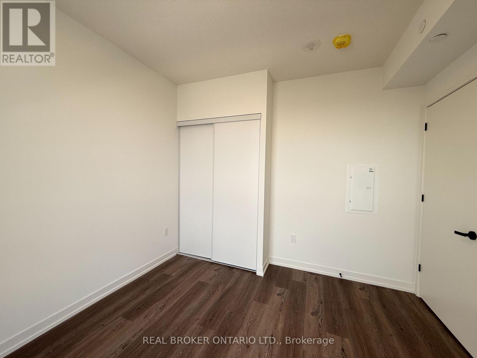 2507 - 28 Interchange Way, Vaughan (Vaughan Corporate Centre), Ontario  L4K 0P8 - Photo 16 - N13566178