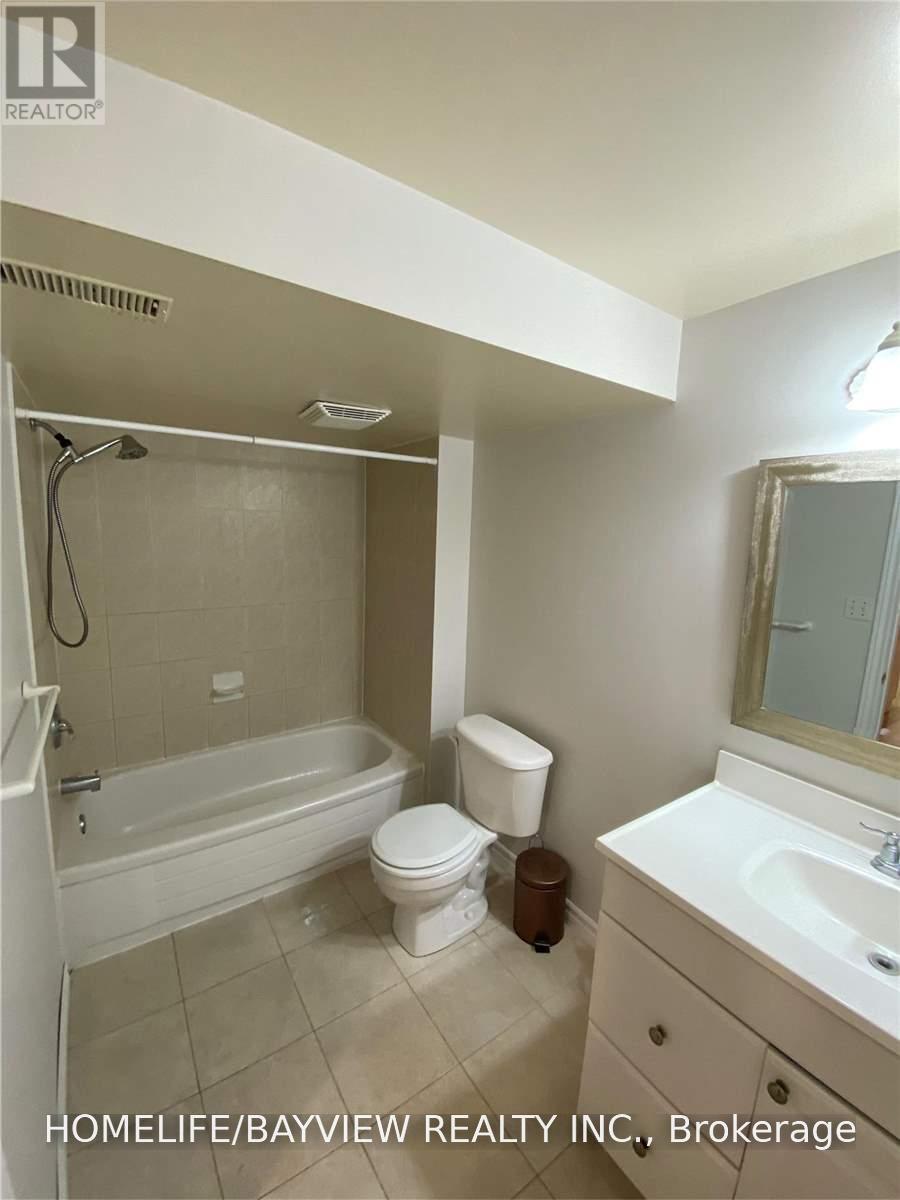 Lower - 36 Eleanor Circle, Richmond Hill (South Richvale), Ontario  L4C 6K7 - Photo 9 - N13566186