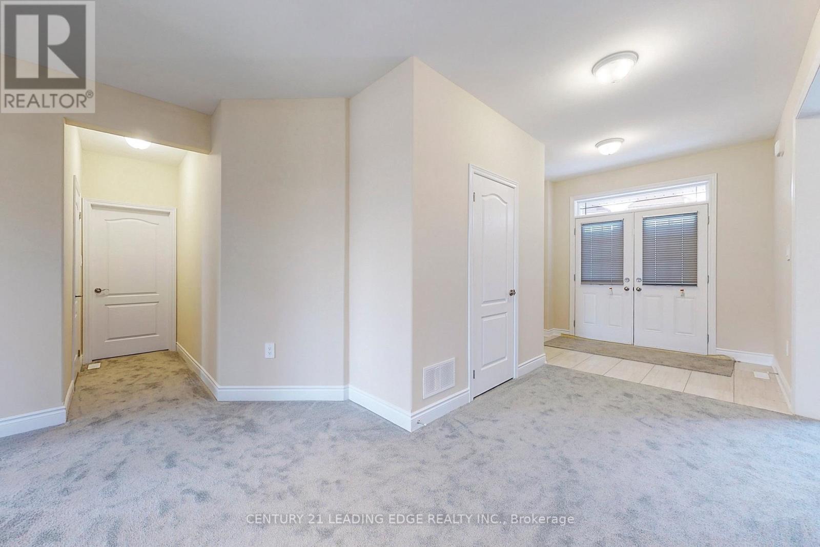 3151 Monarch Drive, Orillia, Ontario  L3V 7X1 - Photo 4 - S13565944