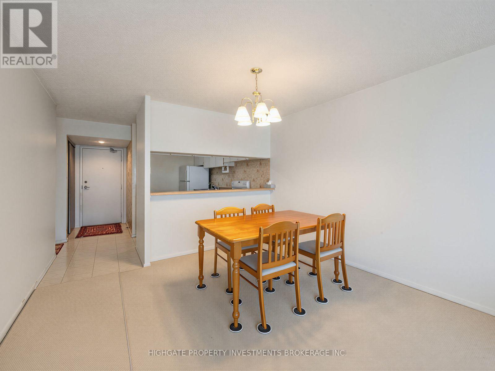 605 - 10 Martha Eaton Way, Toronto, Ontario  M6M 5B3 - Photo 10 - W13566030