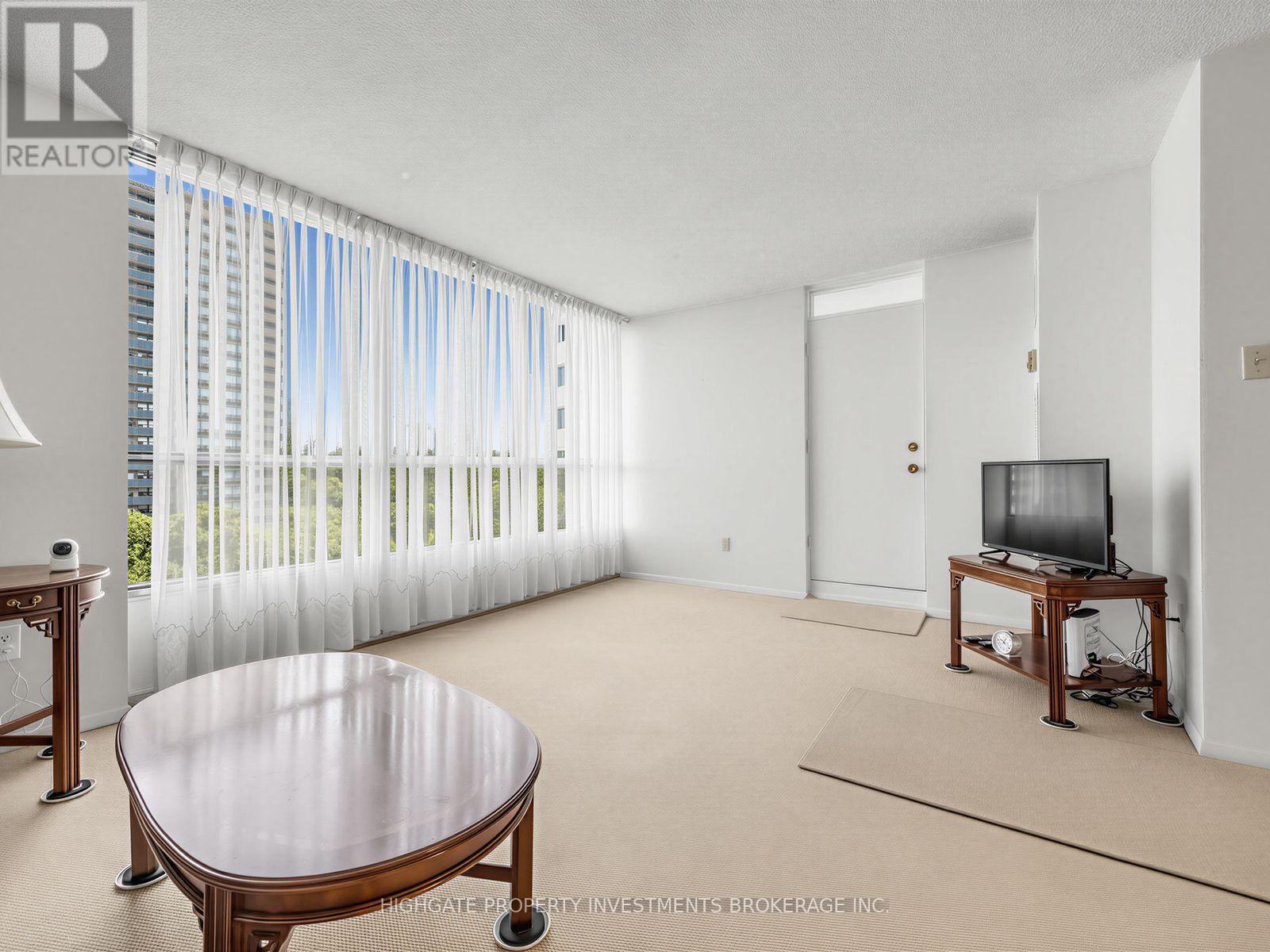 605 - 10 Martha Eaton Way, Toronto, Ontario  M6M 5B3 - Photo 13 - W13566030
