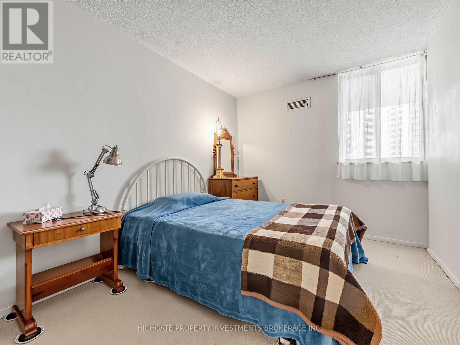 605 - 10 Martha Eaton Way, Toronto, Ontario  M6M 5B3 - Photo 19 - W13566030