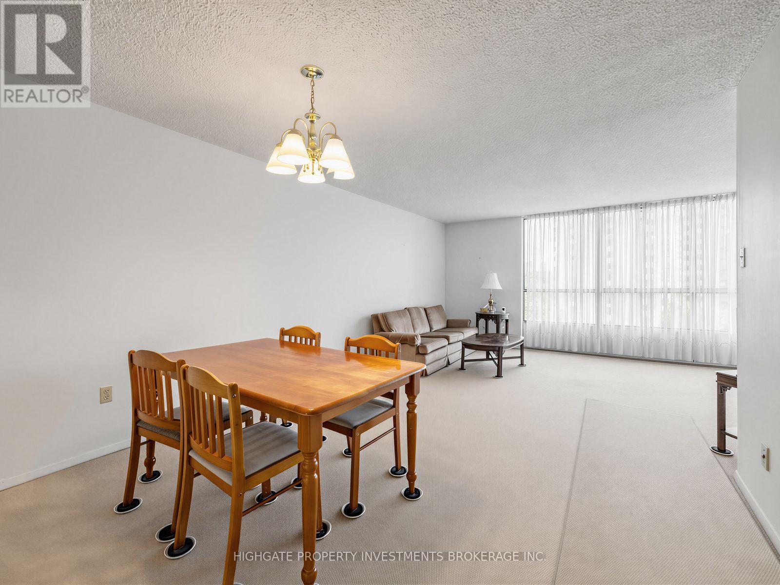605 - 10 Martha Eaton Way, Toronto, Ontario  M6M 5B3 - Photo 8 - W13566030