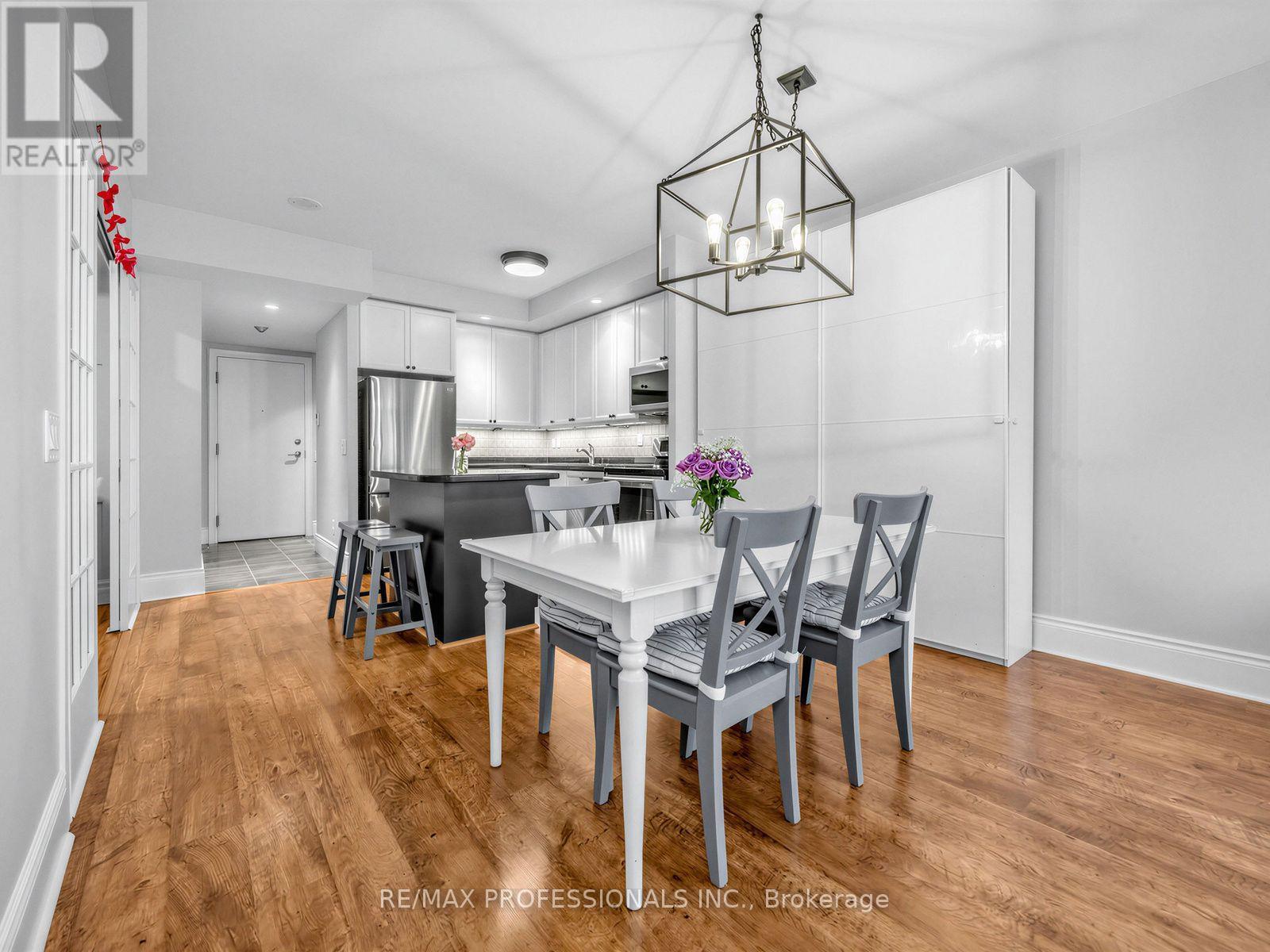1123 - 5233 Dundas Street W, Toronto, Ontario  M9B 6M1 - Photo 4 - W13566040