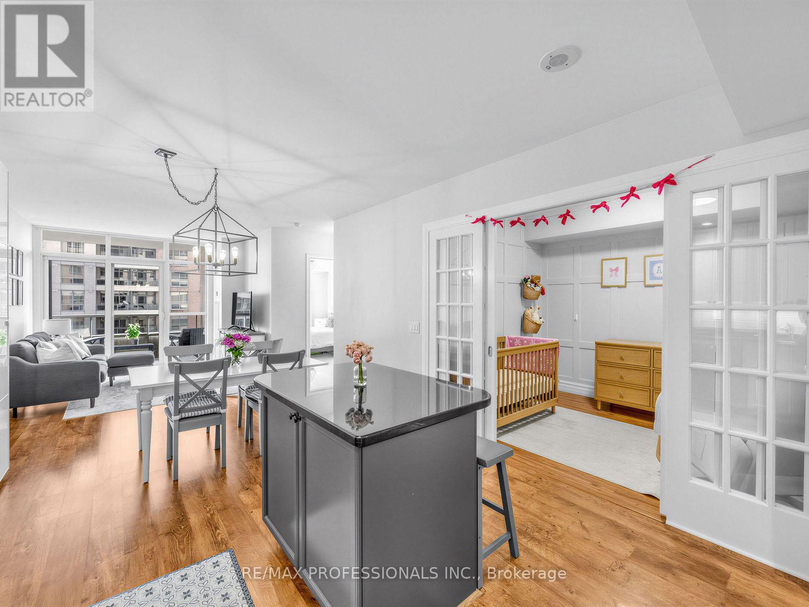 1123 - 5233 Dundas Street W, Toronto, Ontario  M9B 6M1 - Photo 8 - W13566040