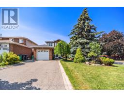 64 AURORA PLACE, Brampton, Ontario