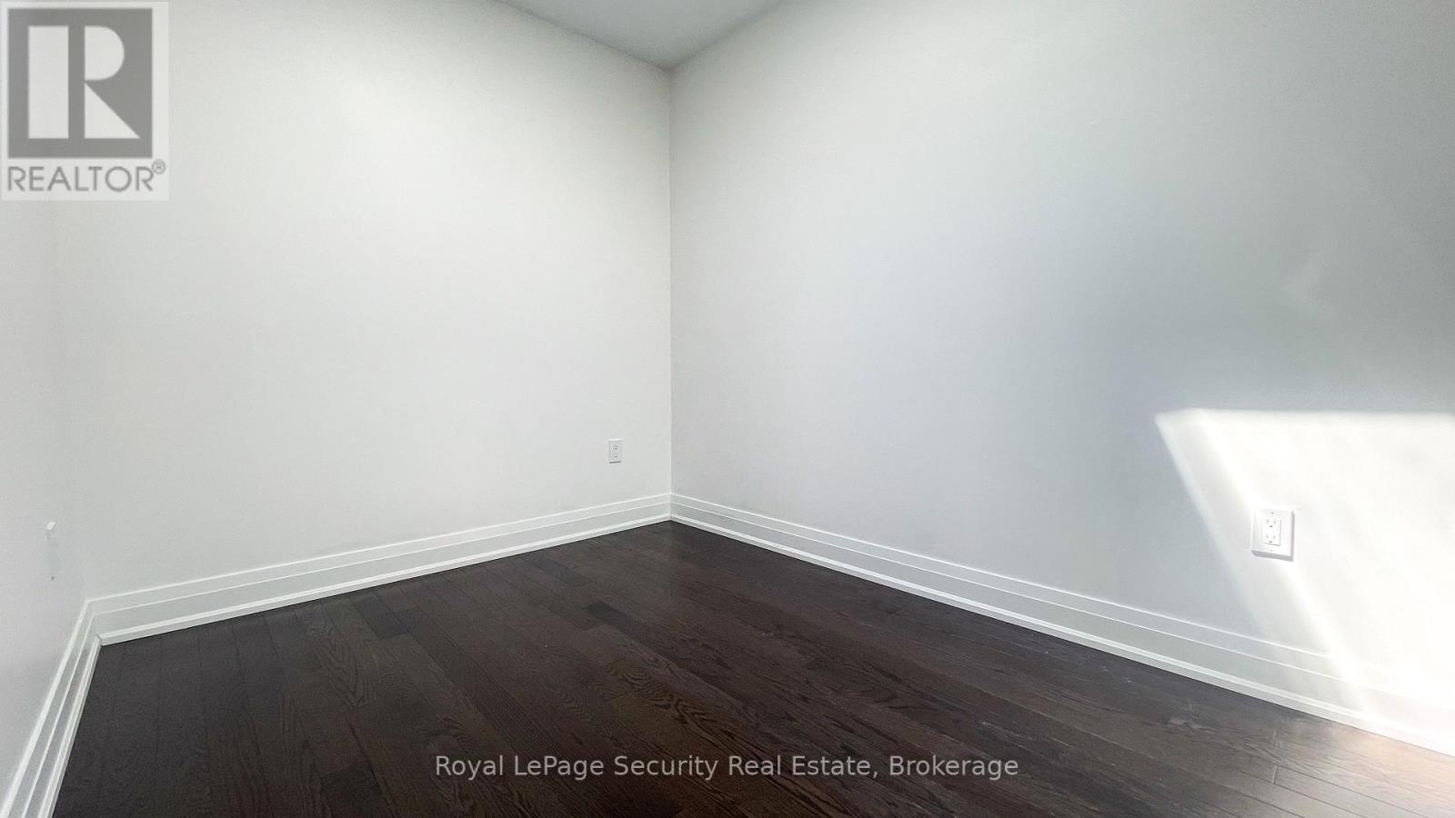 Unit 2 - 39 Wild Rose Gardens, Toronto, Ontario M6L 0A5 - Photo 14 - W13566096