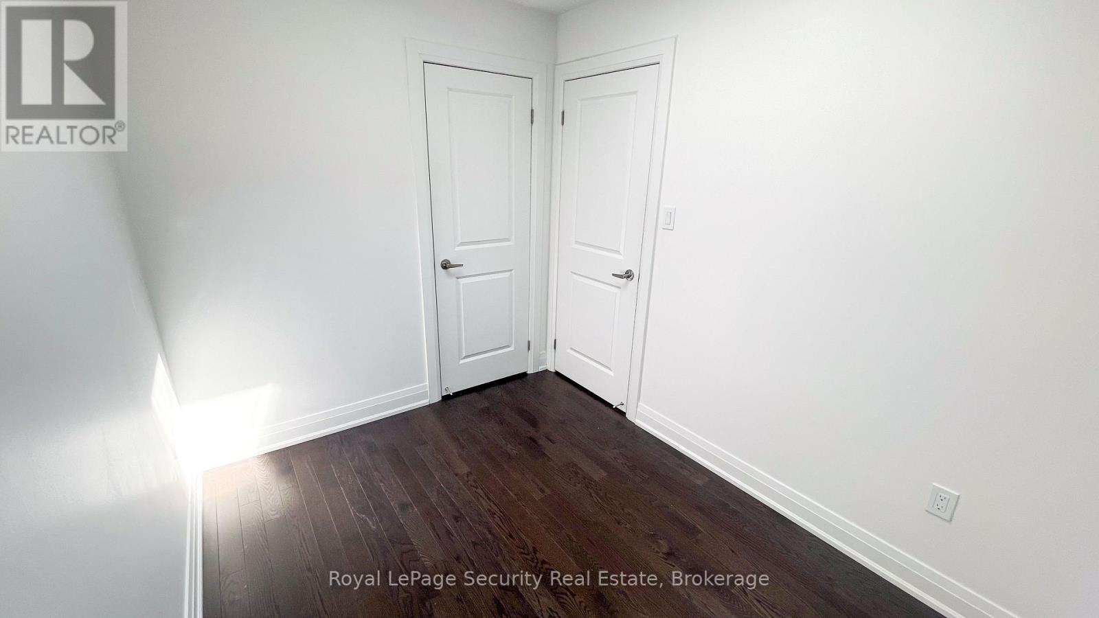 Unit 2 - 39 Wild Rose Gardens, Toronto, Ontario M6L 0A5 - Photo 15 - W13566096