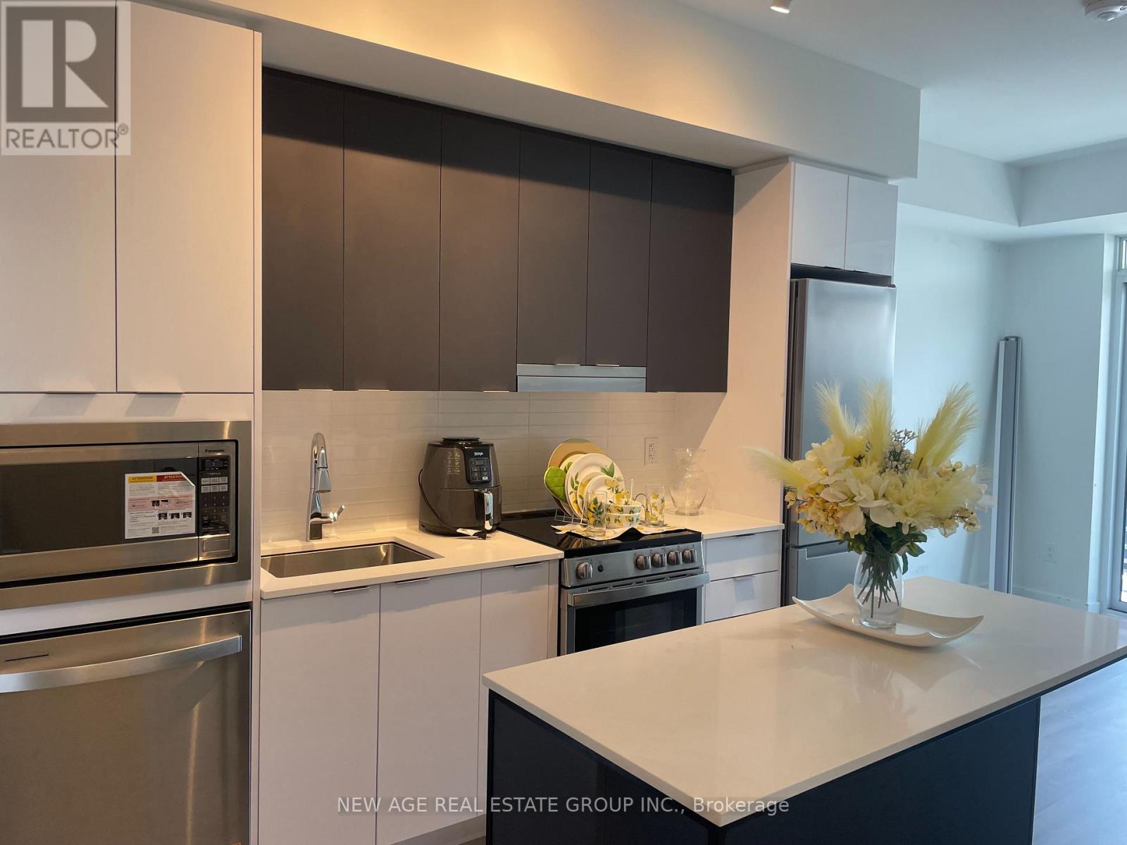 2107 - 5105 HURONTARIO ST STREET E, Mississauga (Hurontario)