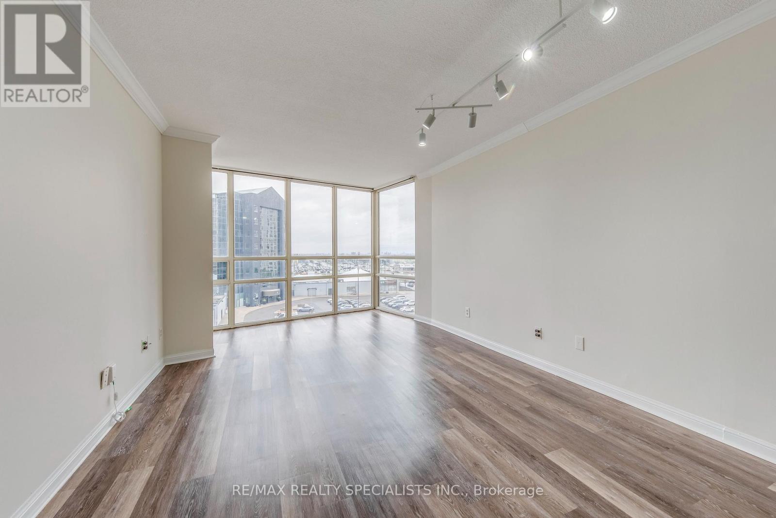 604 - 50 Eglinton Avenue W, Mississauga, Ontario  L5R 3P5 - Photo 10 - W13566118