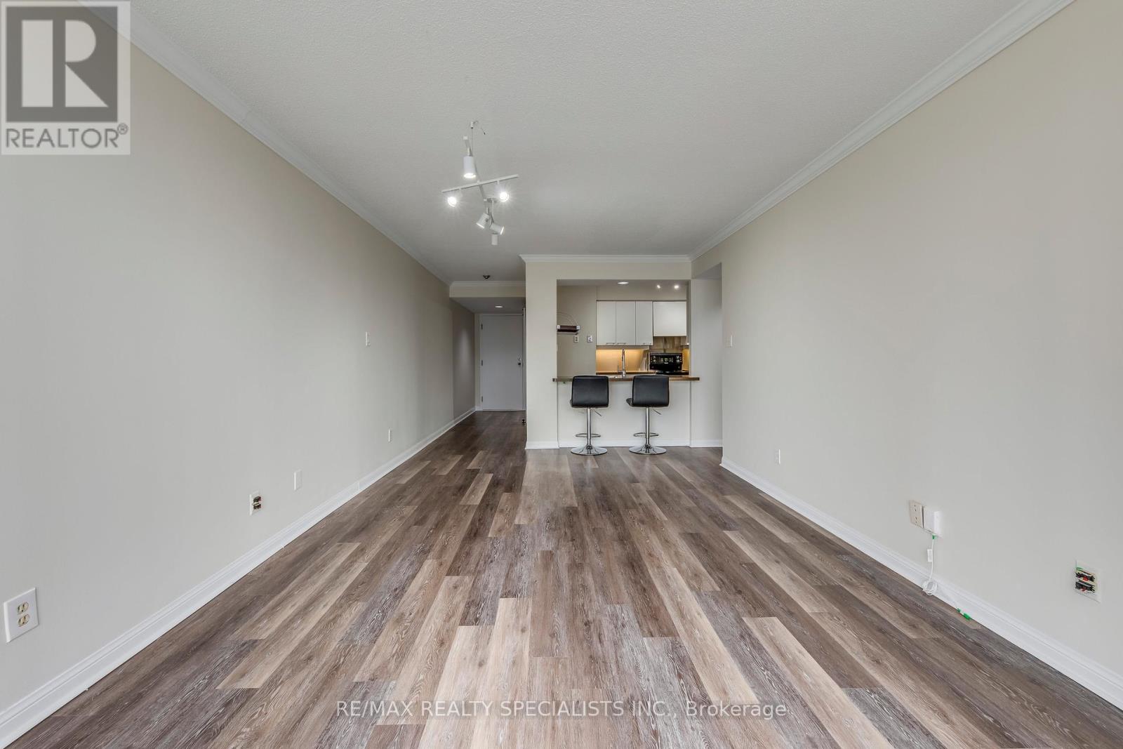 604 - 50 Eglinton Avenue W, Mississauga, Ontario  L5R 3P5 - Photo 11 - W13566118