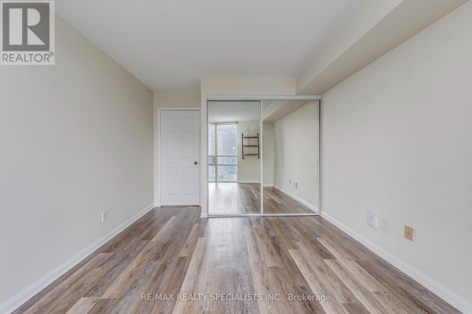 604 - 50 Eglinton Avenue W, Mississauga, Ontario  L5R 3P5 - Photo 26 - W13566118