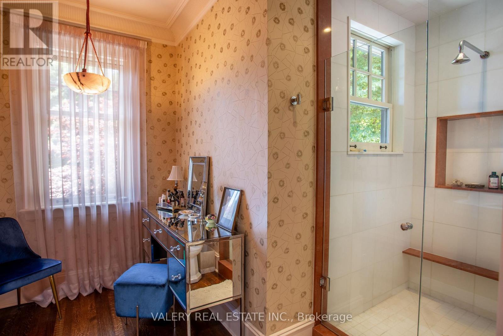 270 Indian Road, Toronto, Ontario  M6R 2X2 - Photo 24 - W13566182