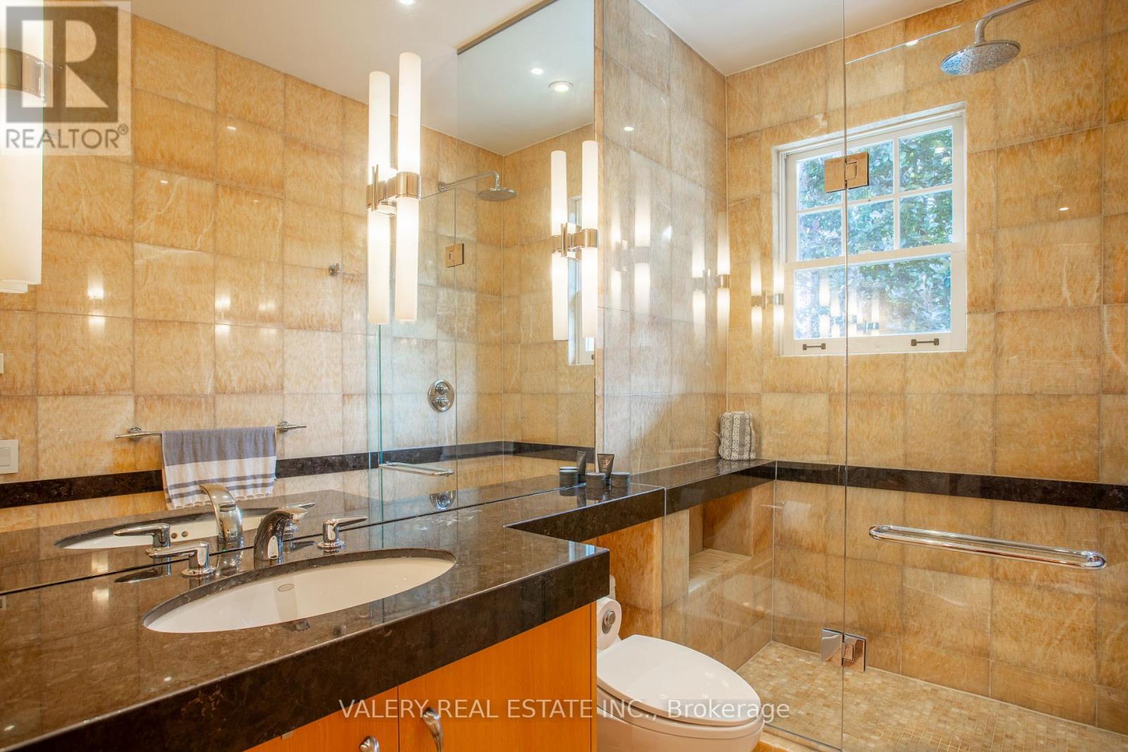 270 Indian Road, Toronto, Ontario  M6R 2X2 - Photo 28 - W13566182