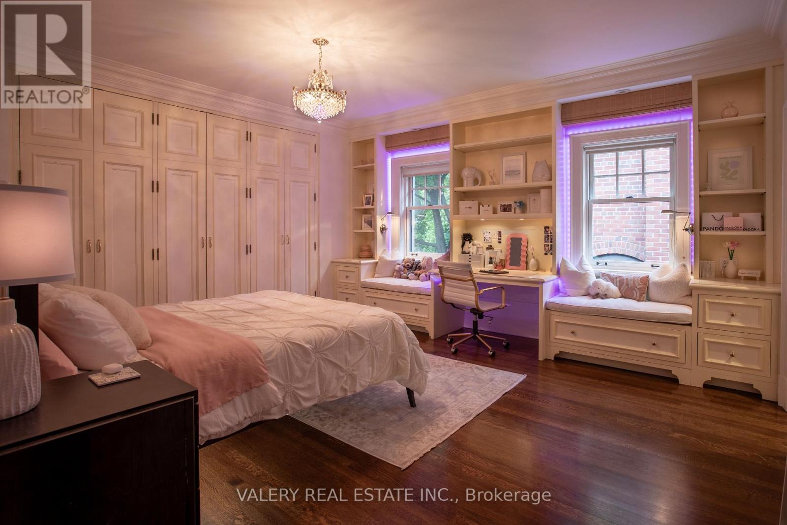 270 Indian Road, Toronto, Ontario  M6R 2X2 - Photo 31 - W13566182