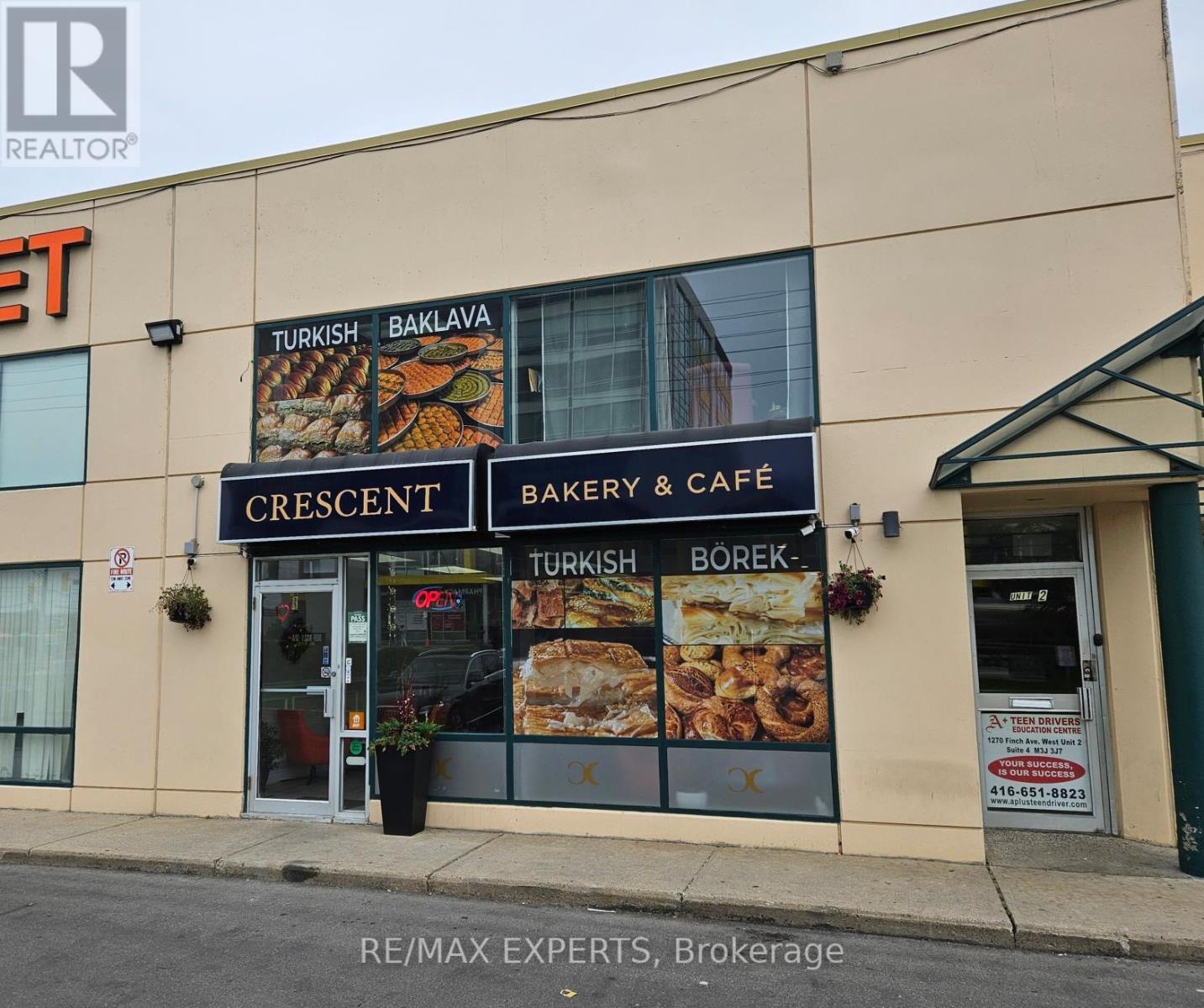 2 - 1270 FINCH AVENUE W, Toronto (York University Heights)