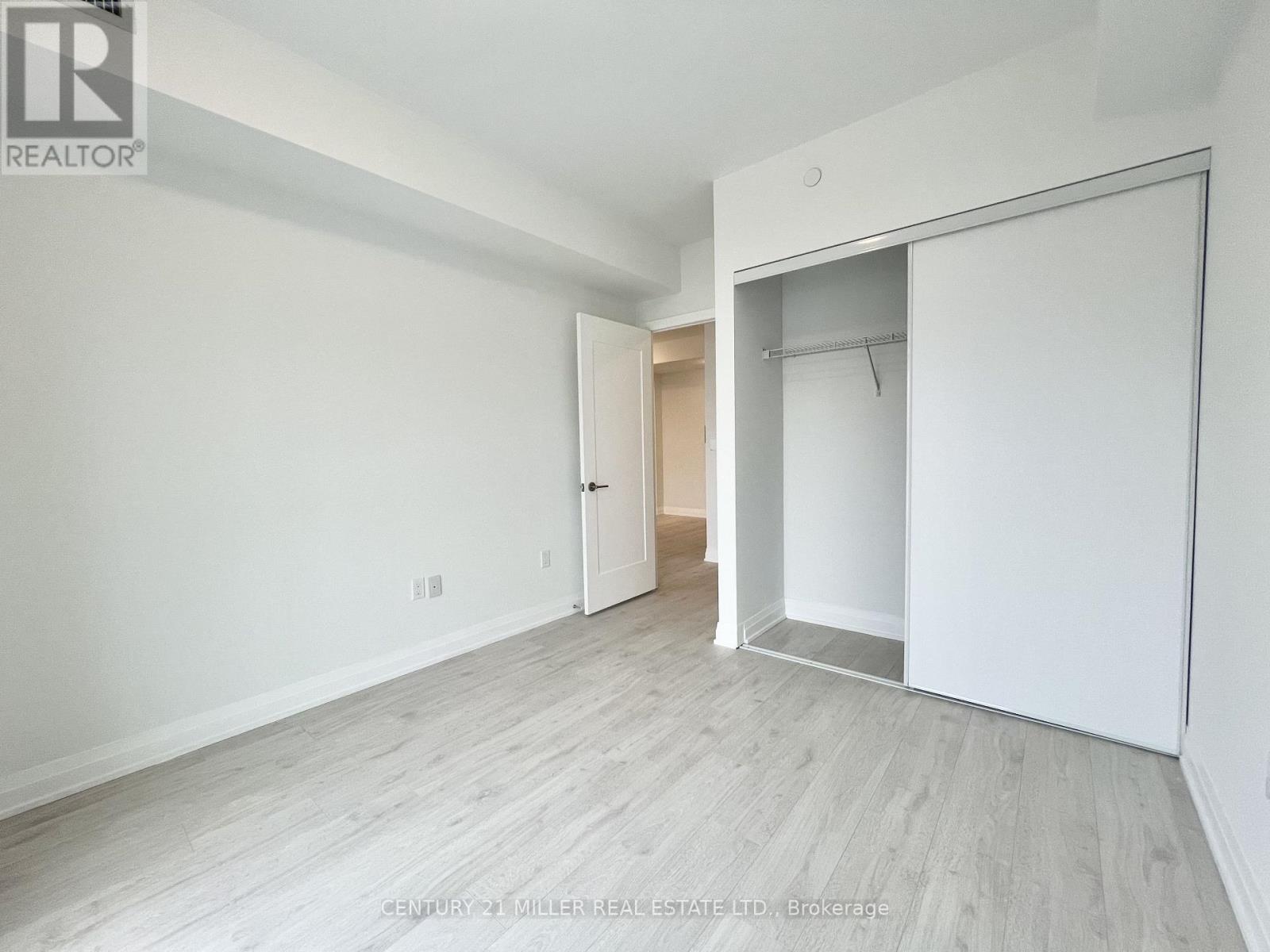 209 - 412 Silver Maple Road, Oakville, Ontario  L6H 7X8 - Photo 8 - W13566316