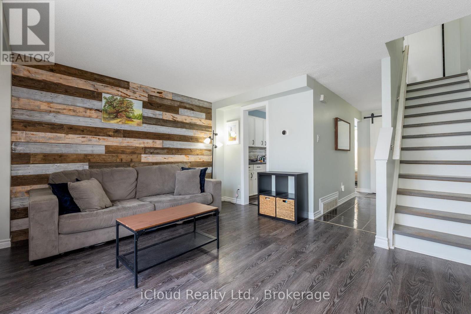 1 - 40 Silvercreek Parkway, Guelph, Ontario  N1H 7X5 - Photo 15 - X12742112