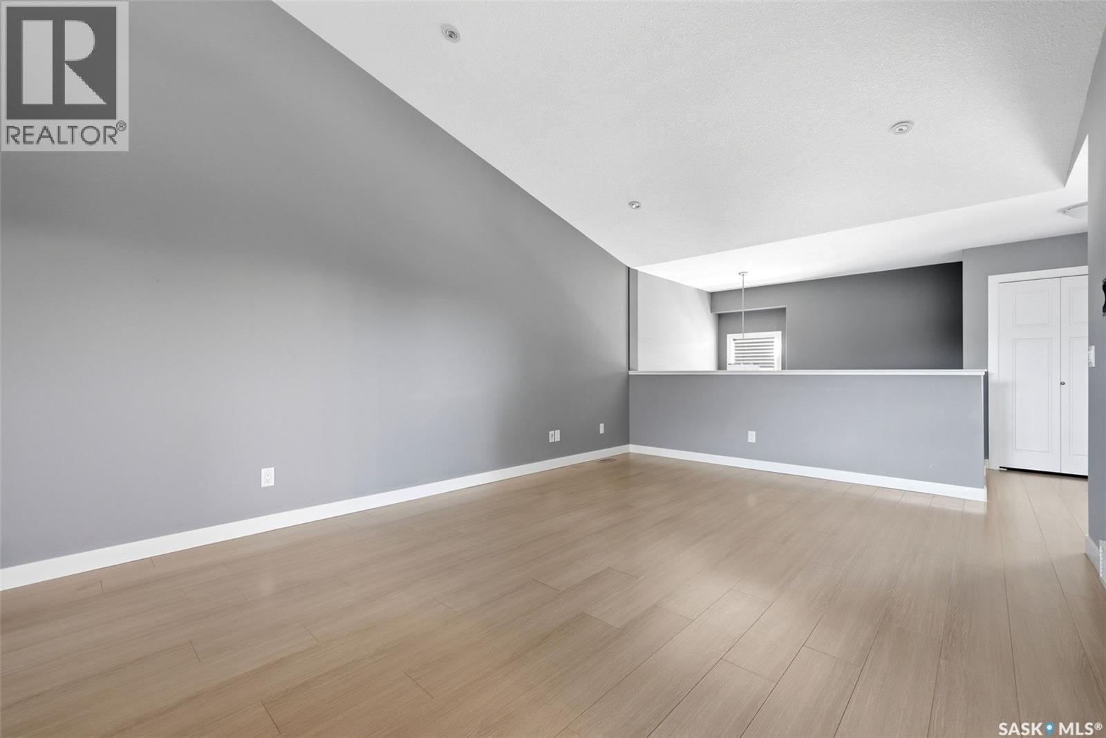 4203 Green Apple Drive E, Regina, Saskatchewan  S4V 1M6 - Photo 3 - SK042598