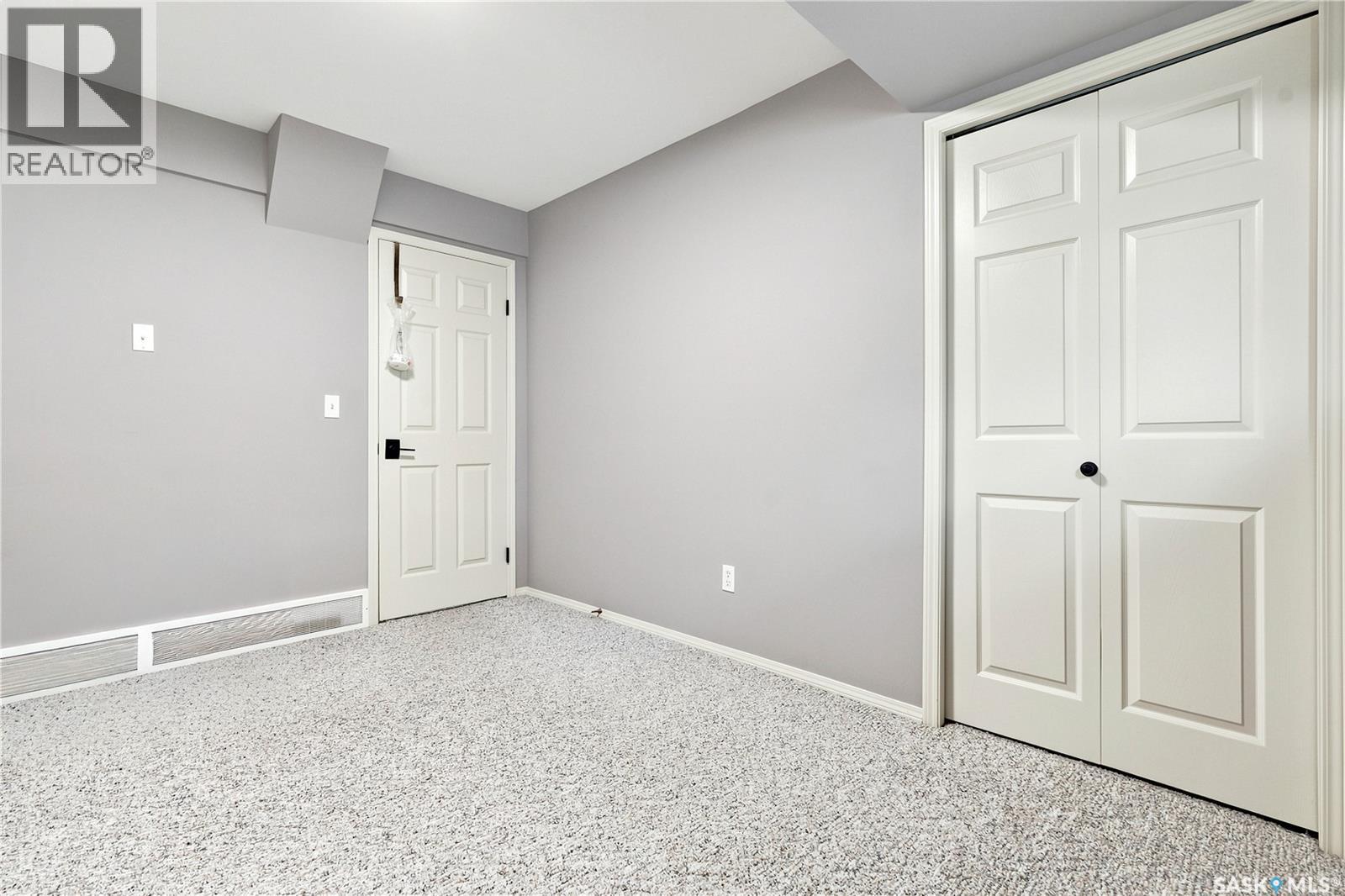 11 605 Perehudoff Crescent, Saskatoon, Saskatchewan  S7N 4N7 - Photo 30 - SK042242