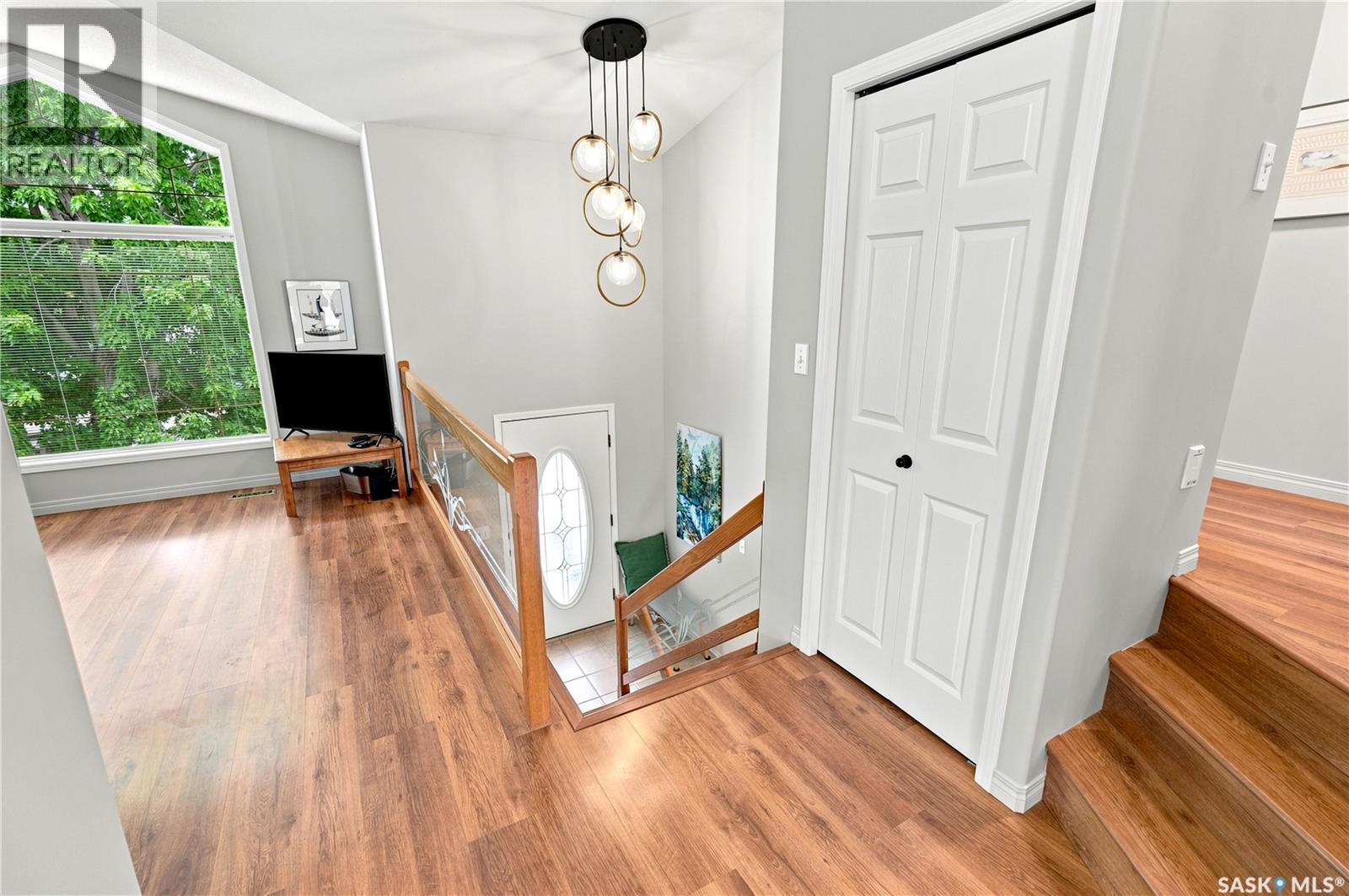 11 605 Perehudoff Crescent, Saskatoon, Saskatchewan  S7N 4N7 - Photo 4 - SK042242