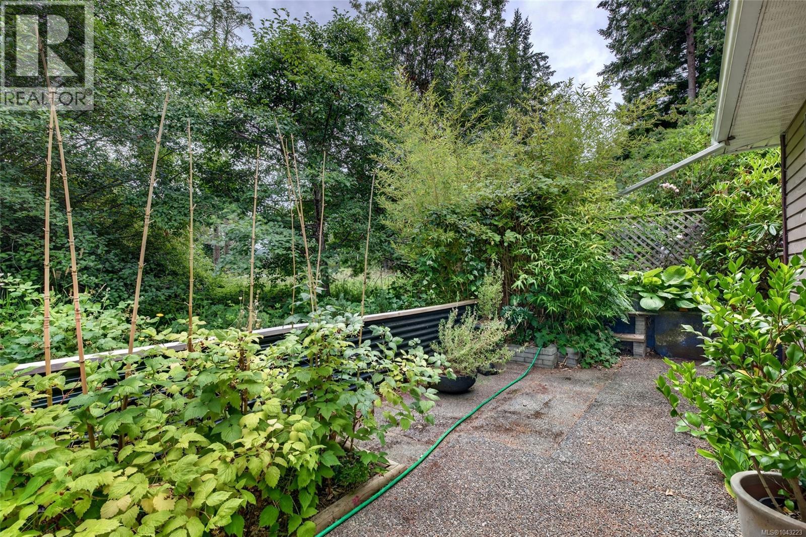 8 124 Valhalla Rd, Salt Spring, British Columbia V8K 2V1 - Photo 26 - 1043223