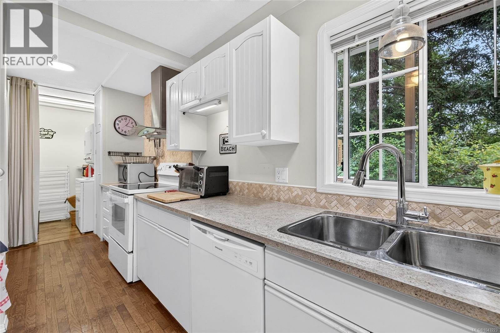 8 124 Valhalla Rd, Salt Spring, British Columbia V8K 2V1 - Photo 9 - 1043223
