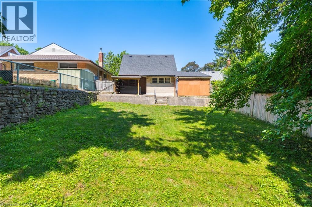 33 Belmont Avenue E, Kitchener, Ontario N2M 4B8 - Photo 30 - 40846874