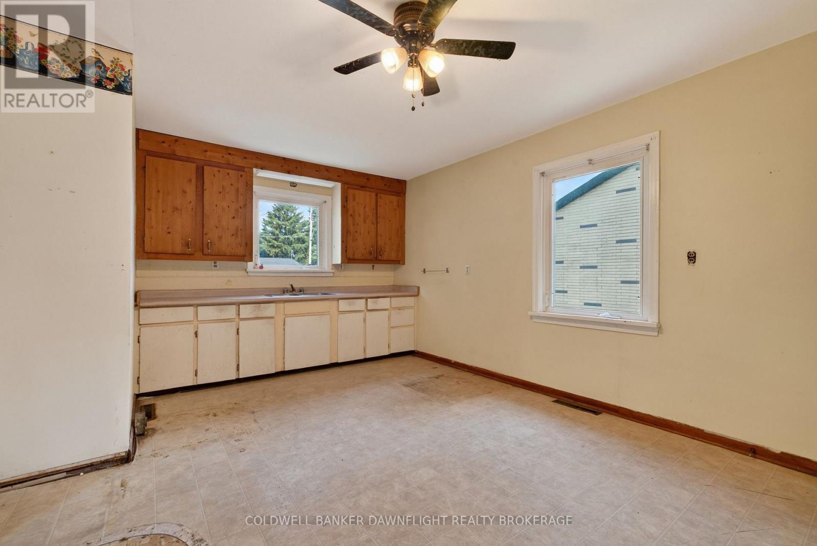 254 Marlborough Street, South Huron, Ontario  N0M 1S2 - Photo 8 - X13566494