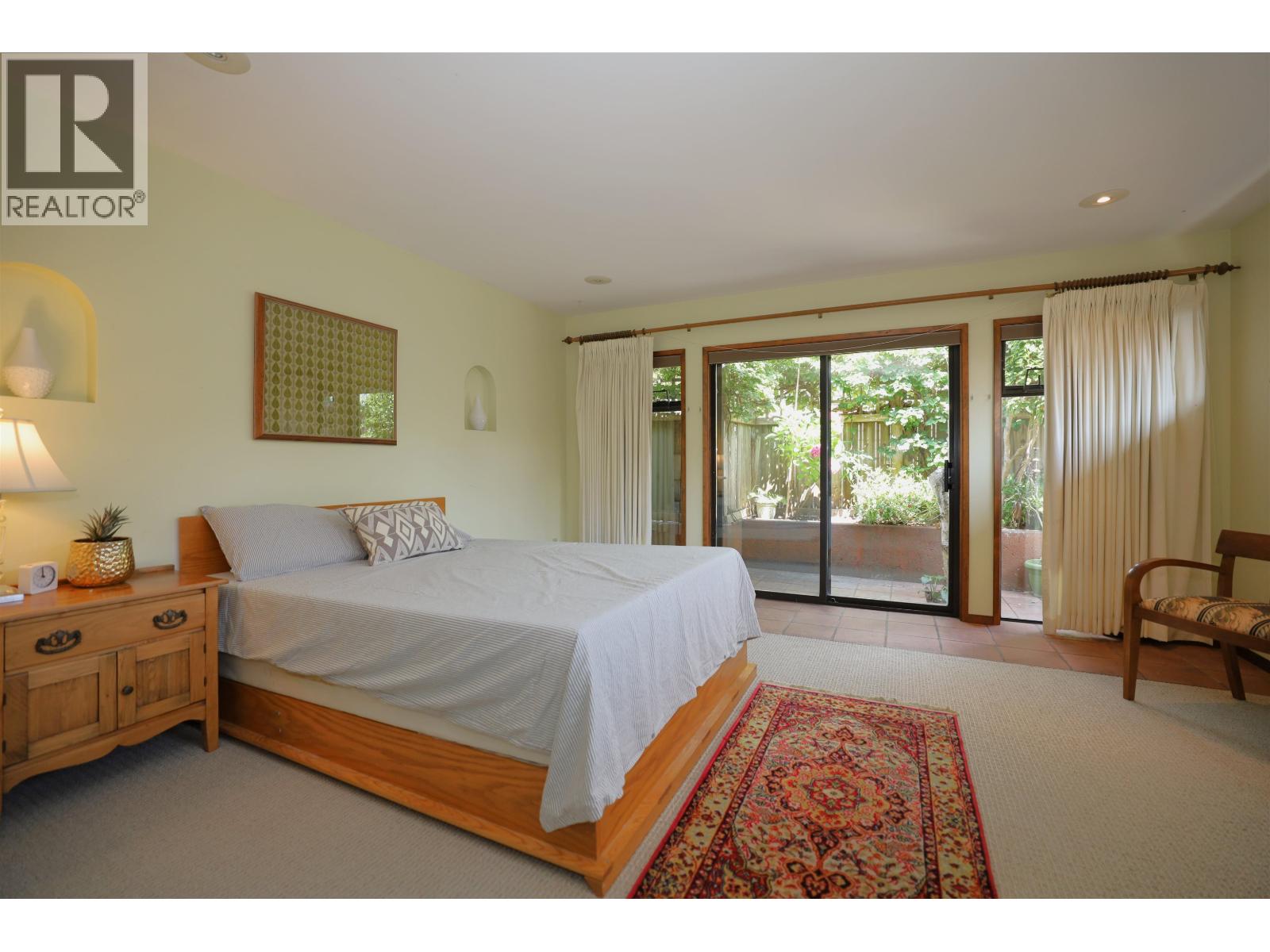 735 Franklin Road, Gibsons, British Columbia V0N 1V8 - Photo 17 - R3146475