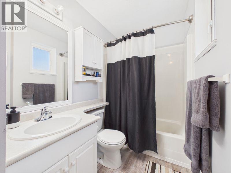 1004 23rd Avenue N Unit# 209, Cranbrook, British Columbia V1C 6P9 - Photo 19 - 10393892