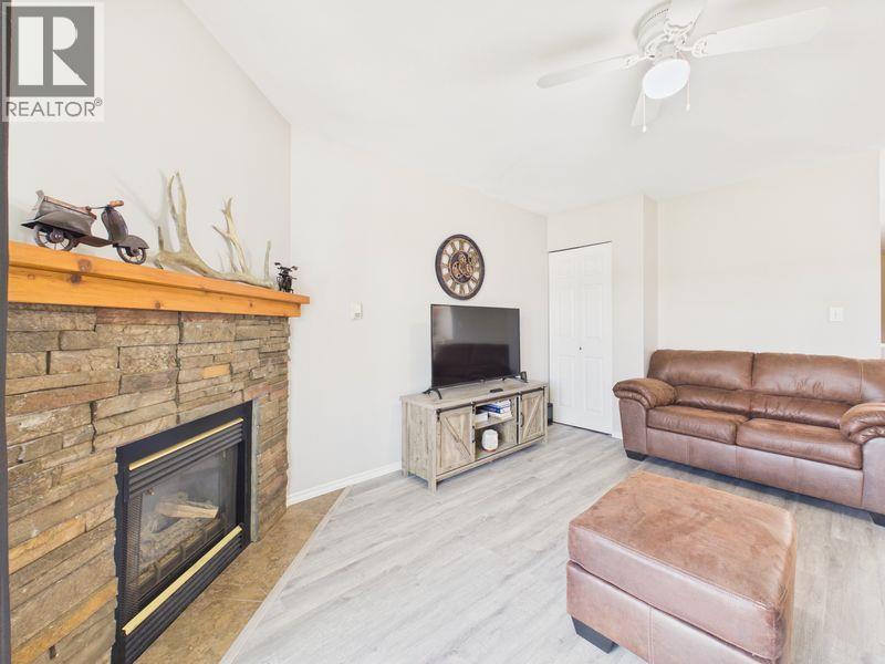 1004 23rd Avenue N Unit# 209, Cranbrook, British Columbia V1C 6P9 - Photo 5 - 10393892