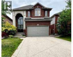 11 ARMOUR Crescent, Ancaster, Ontario