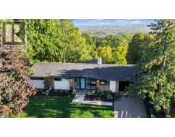50 OAK Avenue, dundas, Ontario