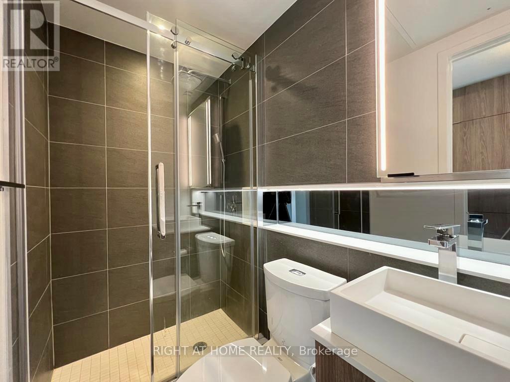 2407 - 215 Queen Street W, Toronto, Ontario  M5V 0P5 - Photo 11 - C13566338