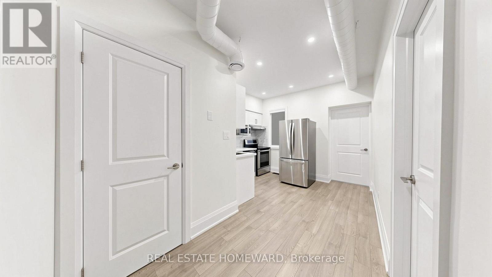 2 - 124 Kendal Avenue, Toronto, Ontario  M5R 1L9 - Photo 14 - C13566464