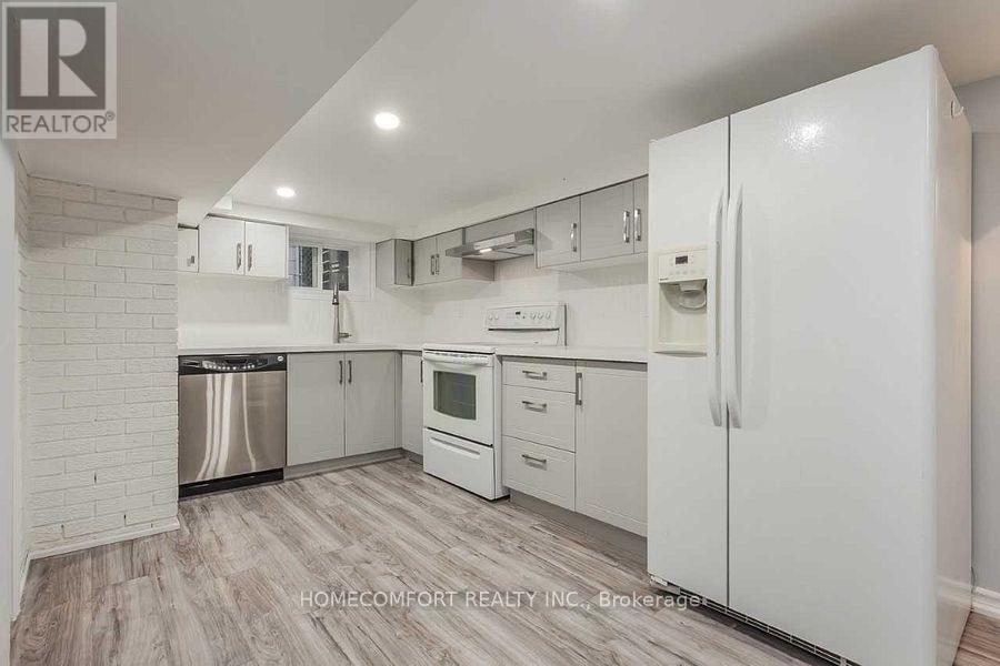 208 MANNING AVENUE
