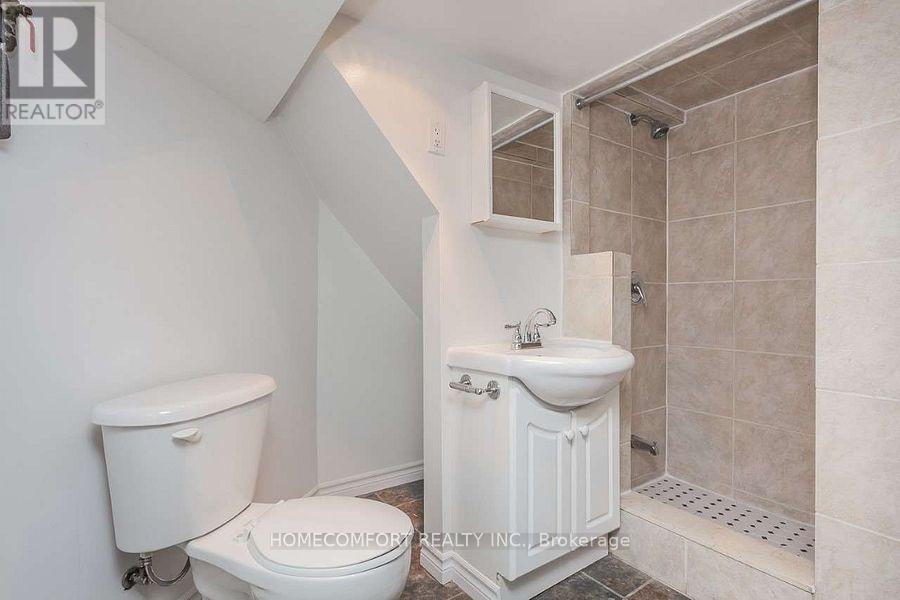 208 Manning Avenue, Toronto, Ontario M6J 2K7 - Photo 14 - C13566486