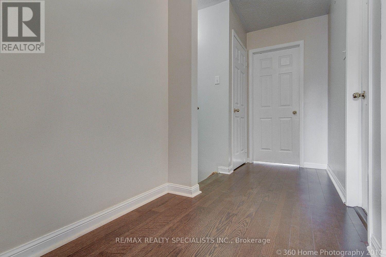 97 Piperbrook Crescent, Toronto, Ontario  M1E 5H1 - Photo 3 - E13566444