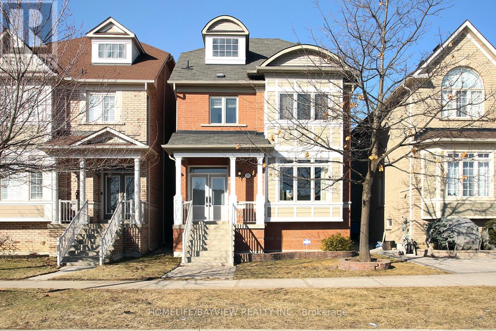 572 COUNTRY GLEN ROAD, Markham (Cornell)