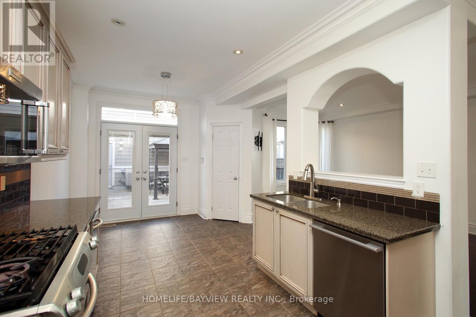 572 Country Glen Road, Markham, Ontario L6B 1E8 - Photo 13 - N13566398