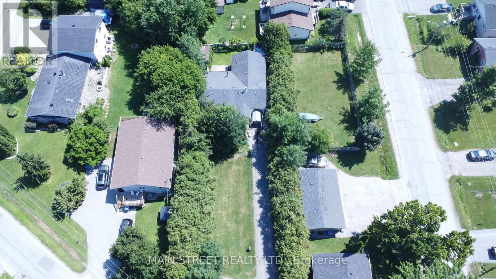 467 Lake Drive S, Georgina, Ontario  L4P 1R2 - Photo 1 - N13566504