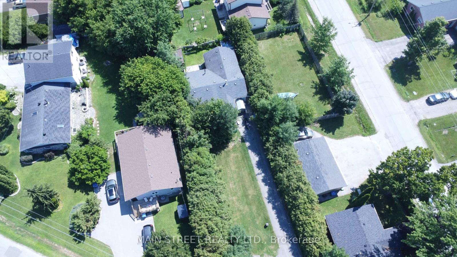 467 Lake Drive S, Georgina, Ontario  L4P 1R2 - Photo 12 - N13566504